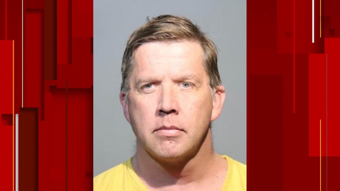Florida Man arrested for poor performance while having sex with vacuum cleaner [Florida]