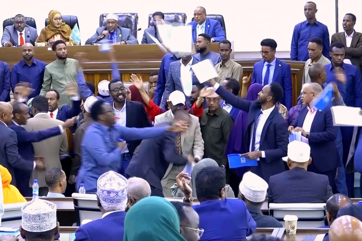 Chaos erupts in Somalia’s parliament over proposed constitutional amendments