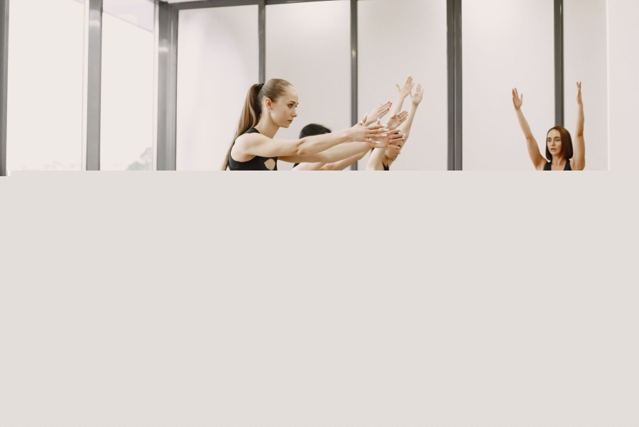 Εκπαιδεύτρια Pilates λέει ότι αυτές είναι οι δύο ασκήσεις που προτείνει πάντα στους αρχάριους για να χτίσουν τον κορμό τους και να αναπτύξουν καλύτερη επίγνωση του σώματός τους