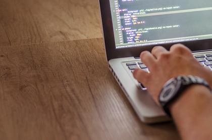 Three Benefits Of Hiring IT Professionals For Your Business