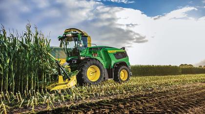 John Deere unveils next gen F8 and F9 forage harvesters