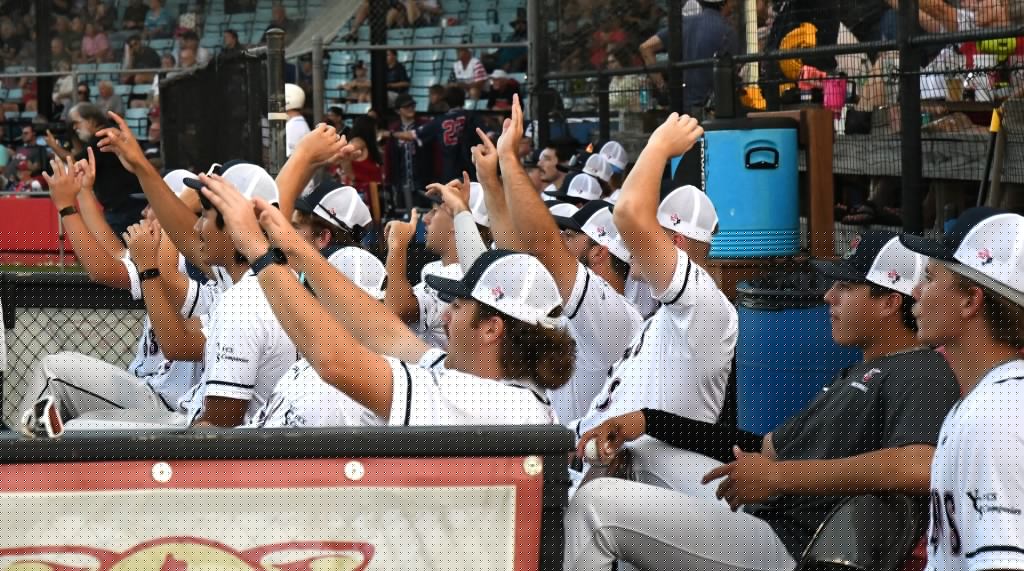 Bombers blank Generals 5-0 at Riverside in Game 2
