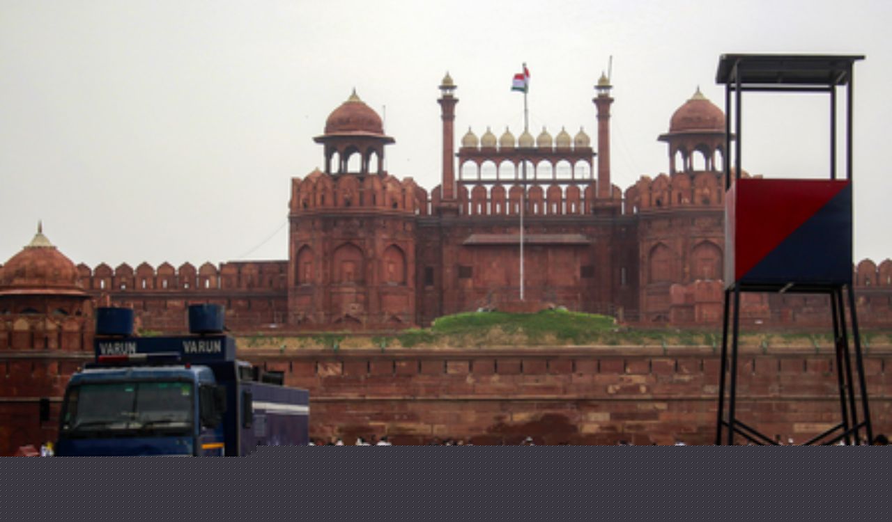 Bomb threat email to Delhi Mayor’s office triggers security sweep at Red Fort