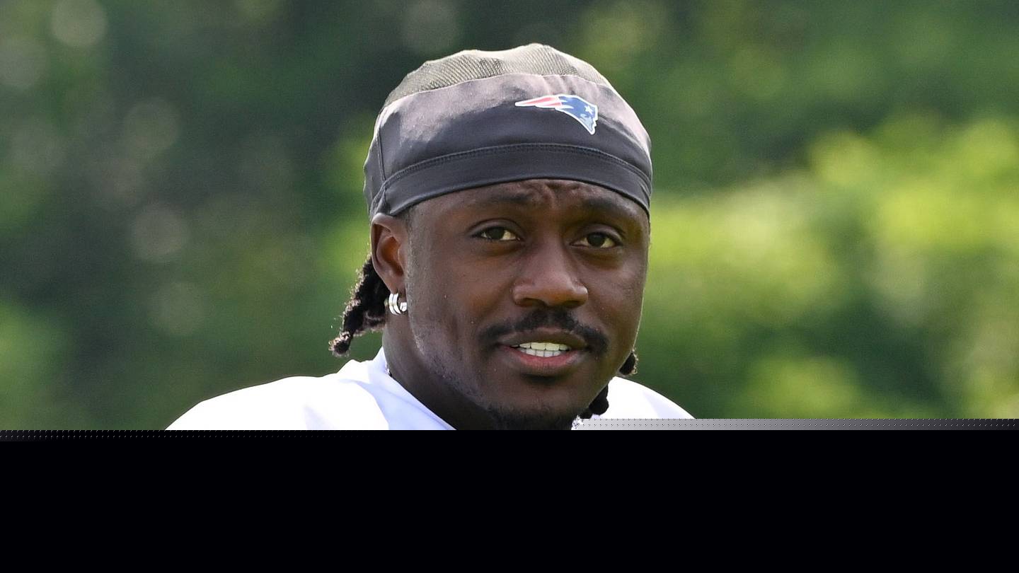 A.J. Brown isn't fooling anyone with his latest Eagles joint practice comments