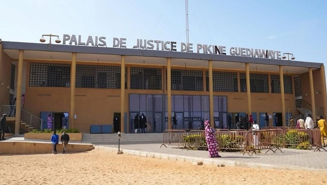 Comment on Senegal police arrest 8 suspected lesbians by SENEGAL – archivio di articoli LGBT+ – LGBT+World2Italy