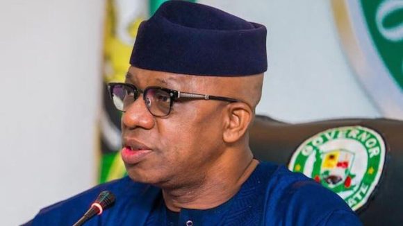 Comment on Gov. Abiodun vows to shut banks rejecting old naira notes by 100 USDT