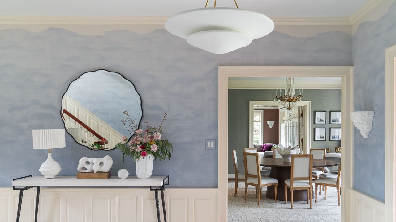 13 Small Entryway Ideas