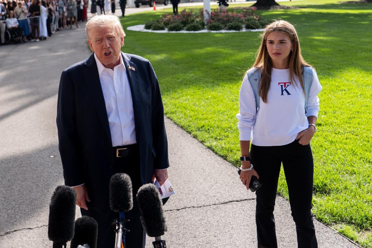 Le felpe della nipote di Trump, e le ereditiere con la telecamera del telefono sempre accesa