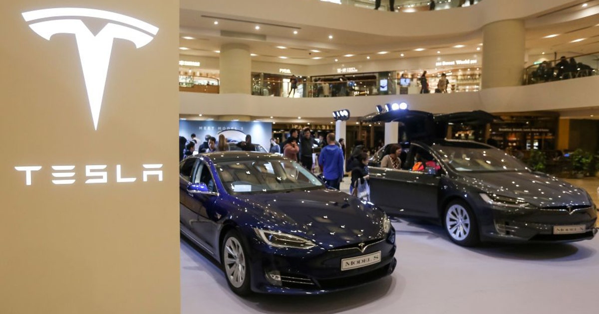 Tesla ends production of Model S and Model X vehicles, will focus on robots in 2026