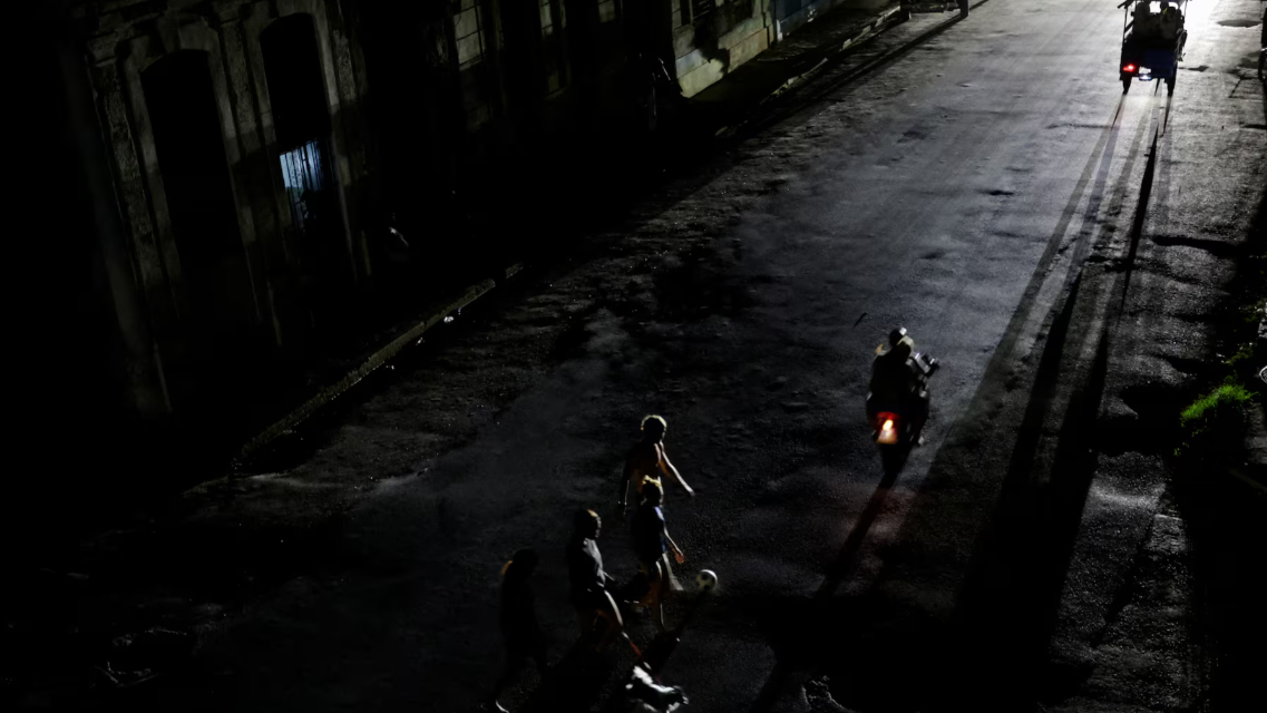 La Unión Eléctrica de Cuba produce menos del 25% de la demanda del país