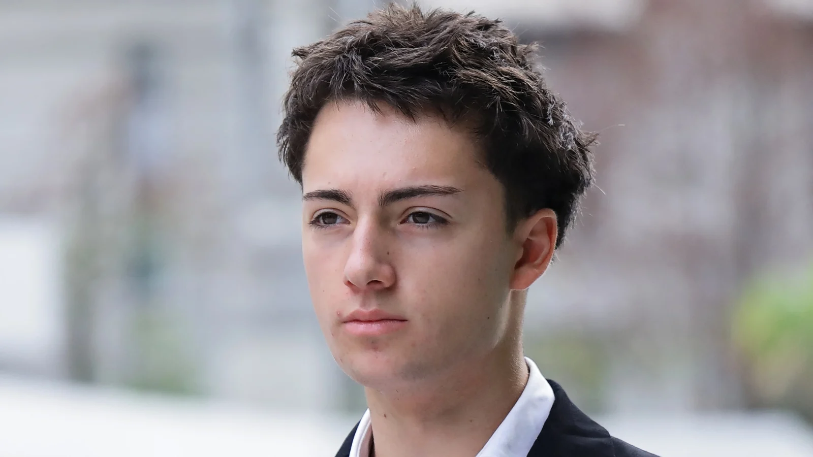 French teenager fined in Singapore over “straw licking” incident