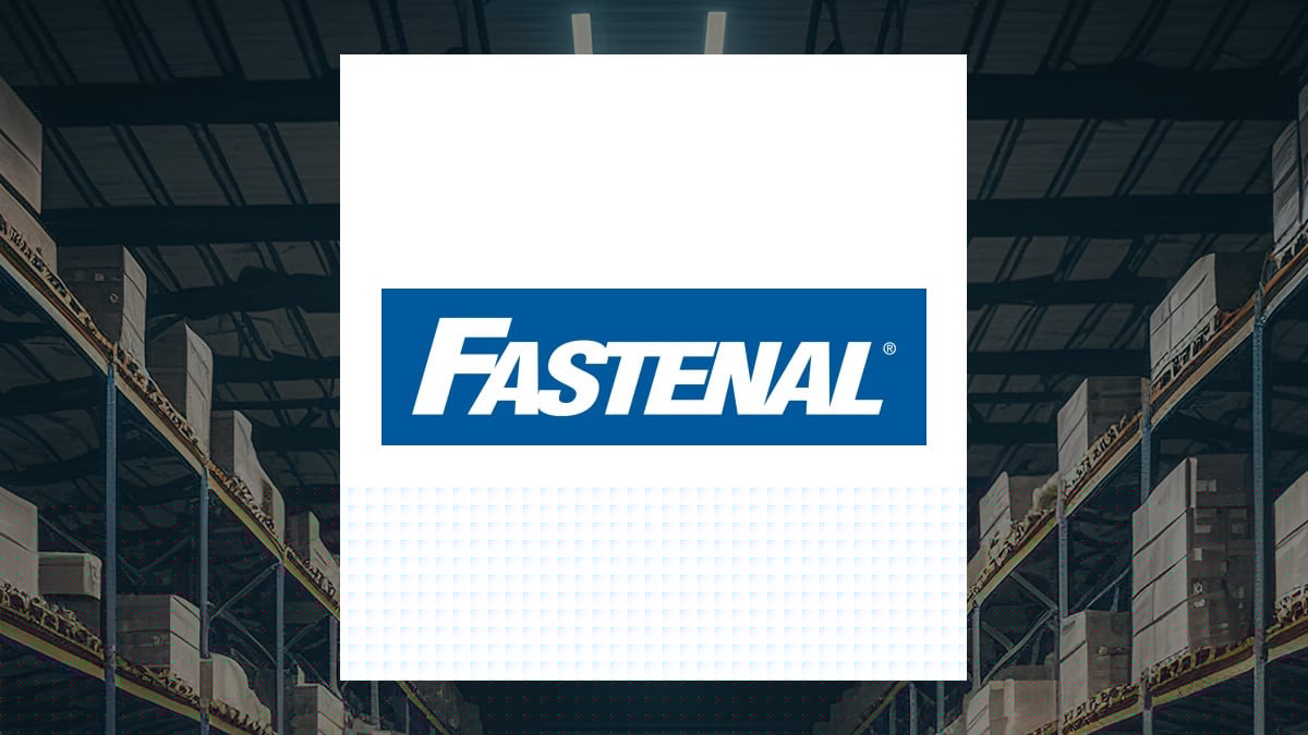 Fastenal (NASDAQ:FAST) Reaches New 52-Week High  – Here’s Why