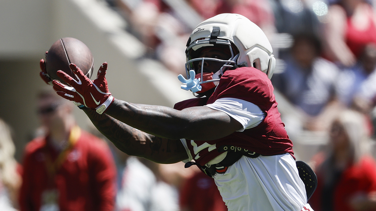 Raiders Predicted to Land Highly-Touted WR Who Is Las Vegas Native