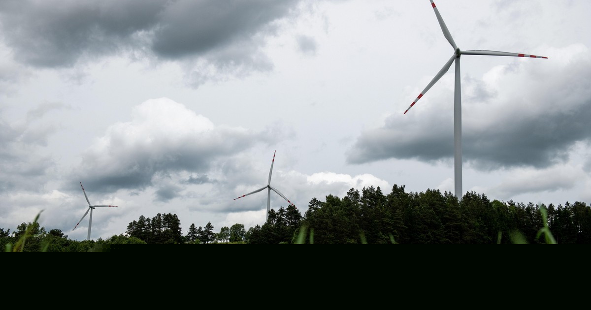 W Europie rośnie sprzeciw wobec farm wiatrowych. W Polsce trafił na podatny grunt