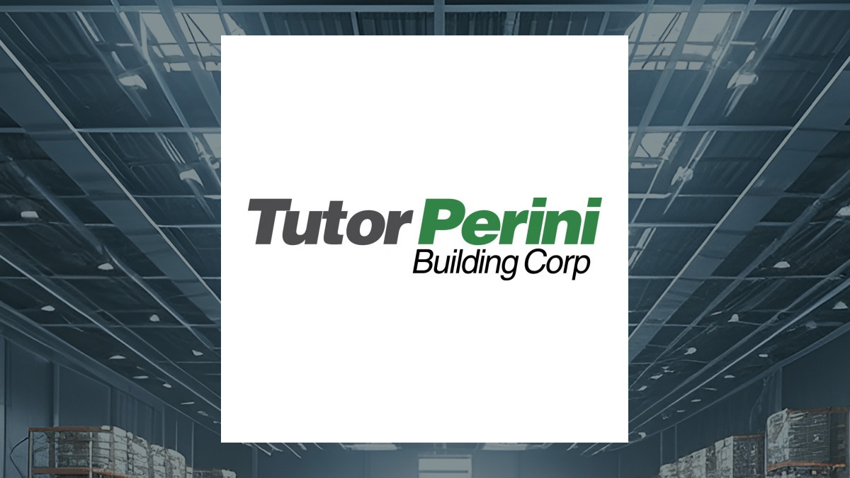 Tutor Perini (NYSE:TPC) Hits New 52-Week High  – Still a Buy?