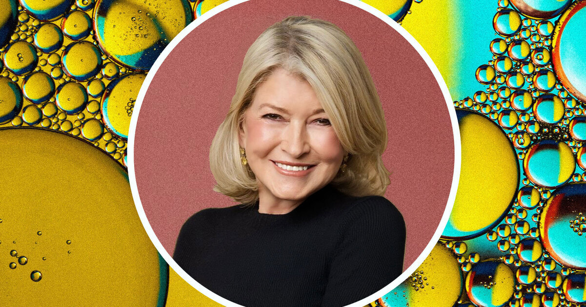 The Two Types of Olive Oil You Should Always Have in Your Kitchen, According to Martha Stewart
