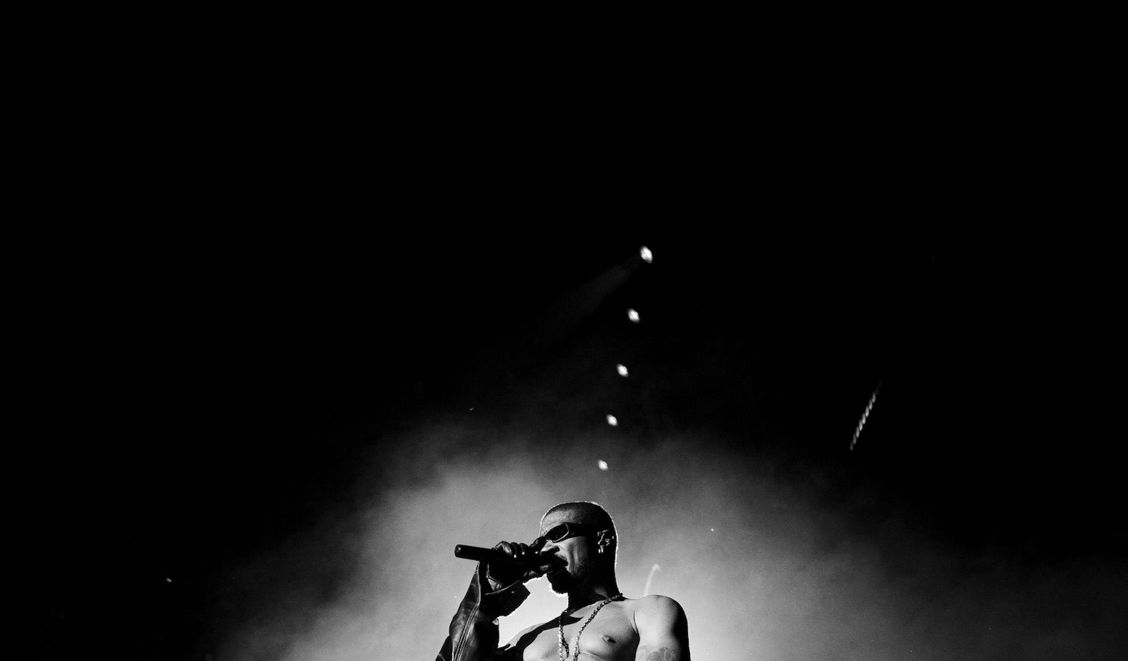 The Perfect Date Night: Usher Brings Out Mary J. Blige, Method Man, Ashanti & More At 'The R&B Tour'