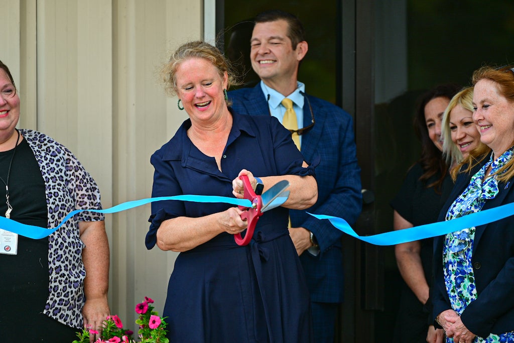 Children’s Policy Council celebrates opening of 58 Threads crisis-need closet