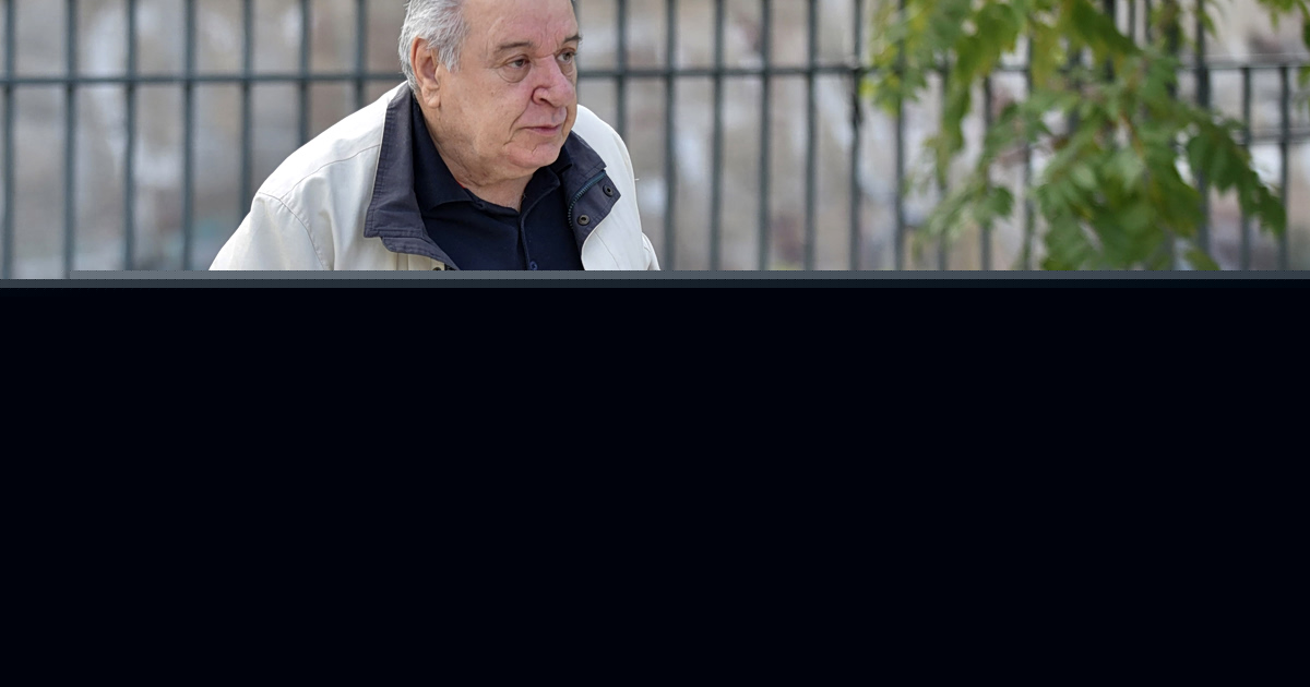 «Στάχτη 54 χρόνια αναμνήσεων»: Συγκλονίζει ο Τάσος Χαλκιάς, βίντεο από το καμένο σπίτι του στο Πόρτο Γερμενό