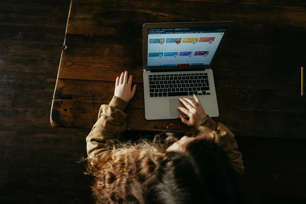 UN calls for urgent action to protect children from online information risks