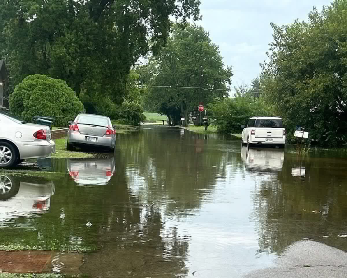 Muncie homes flooding as heavy rain continues