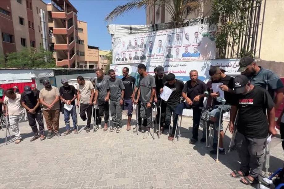 Injured, sick Palestinians in Gaza demand urgent medical evacuation abroad