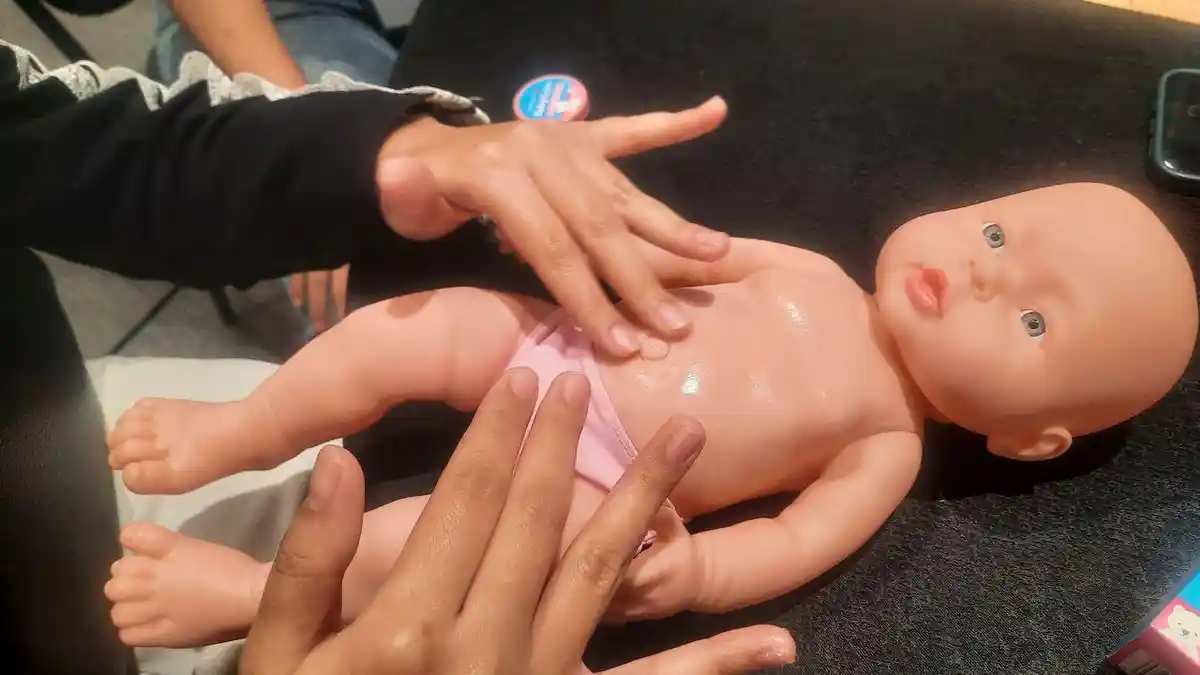 Sejak Kapan Bayi Boleh Pakai Skincare? Ini Penjelasan Dokter