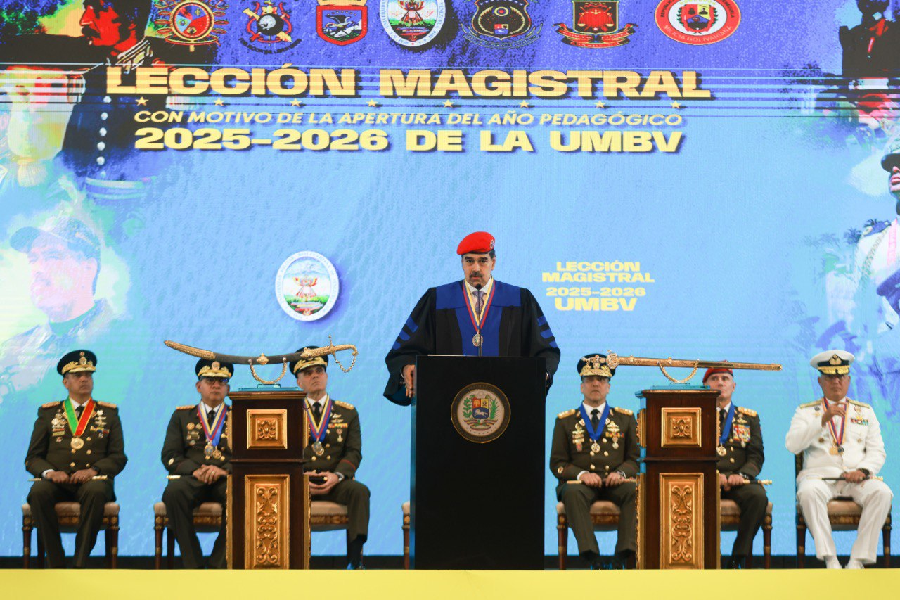 Maduro invocó de nuevo a Bolívar para lanzar arremetida contra EEUU por máxima tensión en el Caribe