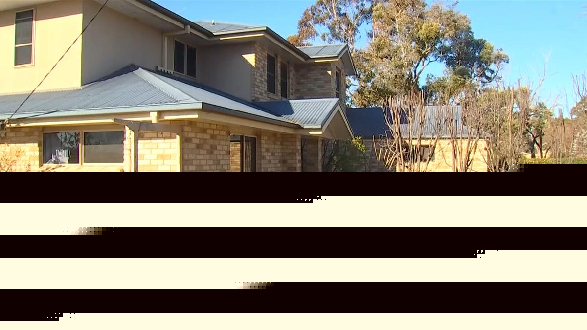 Woman and five toddlers injured, one airlifted to hospital after devastating Stanthorpe house fire