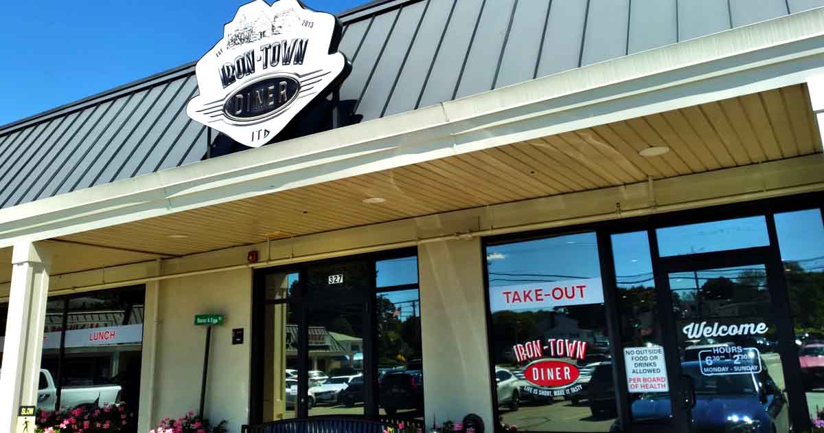 The French Toast At This Humble Diner Is Worth The Drive From Anywhere In Massachusetts