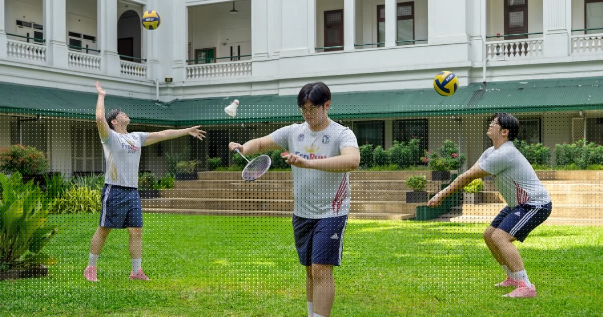 Double duty: Inside the life of a dual-sport athlete