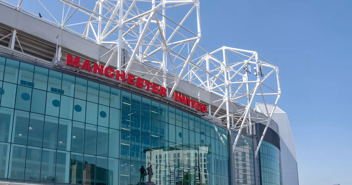 Is Man United vs Sunderland on TV? Kick-off time, live stream details and team news