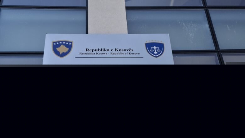 Një muaj paraburgim për tre të dyshuarit që tentuan vrasjen e një viktime në Gjakovë