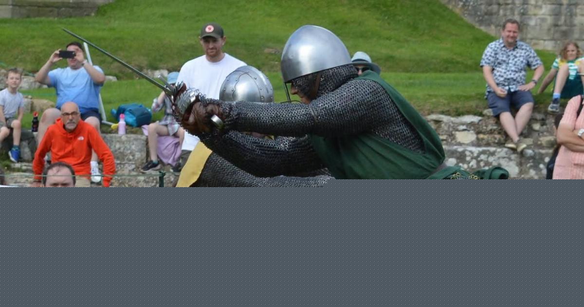 Free Lancashire medieval tournament brings real knight battles this weekend