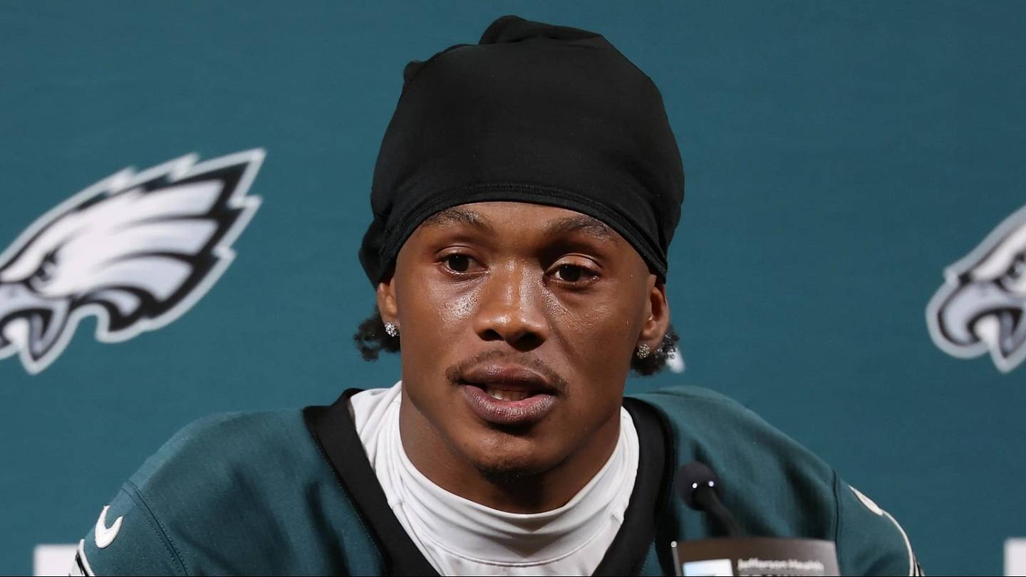 4 Eagles players dominating camp and 3 who are fading quickly