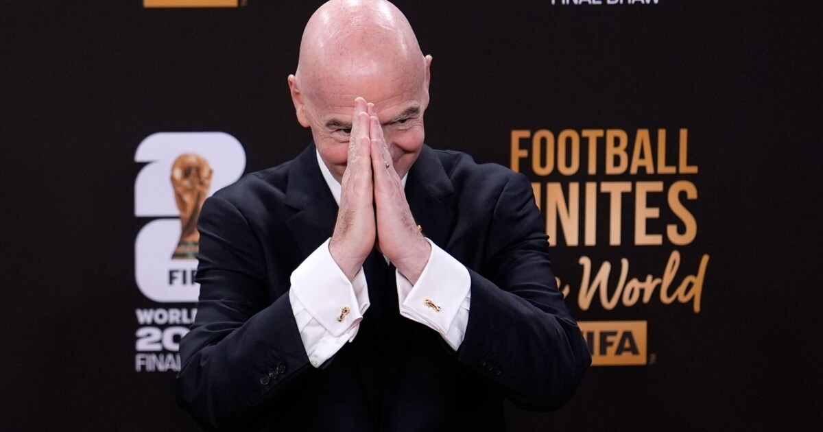 Wirbel um Präsidenten - Statement! FIFA wittert Kampagne gegen Infantino
