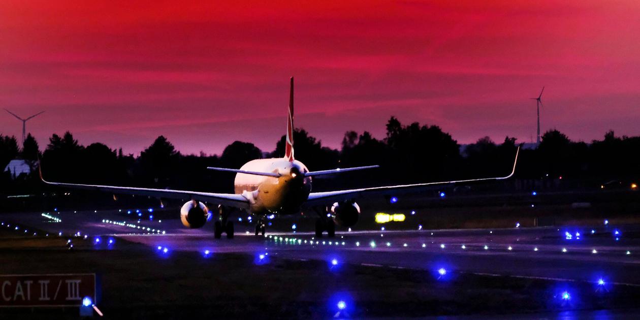 Höhere Gebühren für Nachtflüge am Flughafen Nürnberg - Kommission geht gegen Lärm vor