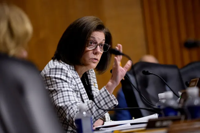 Senator introduces bill to prevent construction worker suicide