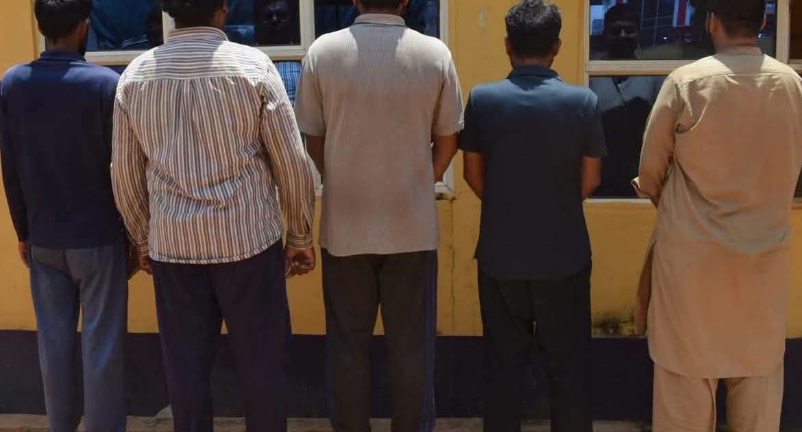 Police arrest five Pakistanis in Benue over ‘suspicious activities’, recover 35 mobile phones