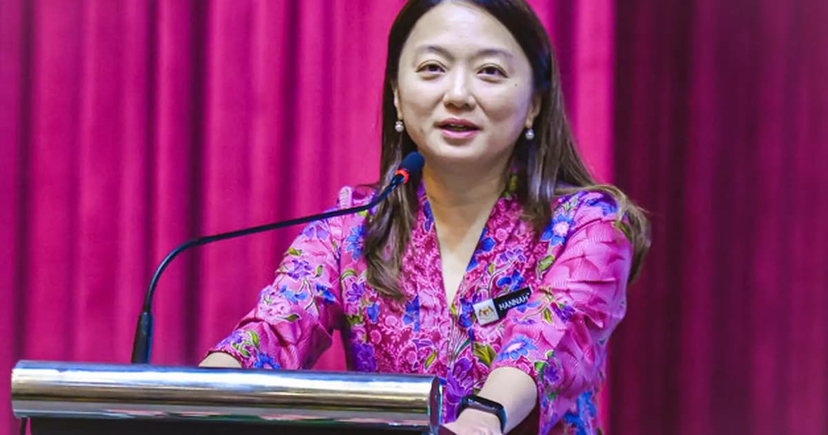 Govt to roll out pilot multilingual youth programme in Putrajaya