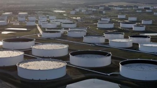 API Reports Sharp U.S. Crude Stock Draw as SPR Hits New Low