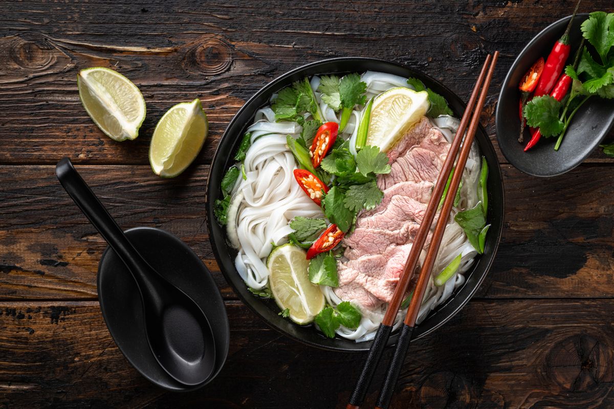 Pho Daging Vietnam: Cita Rasa Hangat dari Negeri Seribu Pagoda