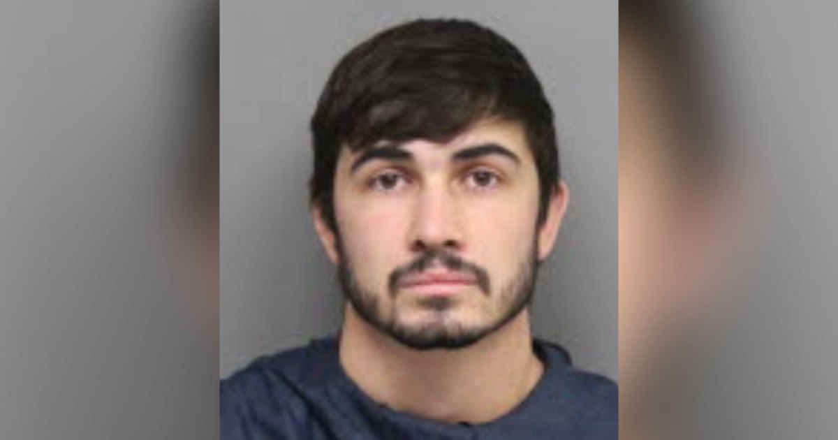 Teacher Accused of Exchanging 13K 'Sexual' Messages With His Former Student