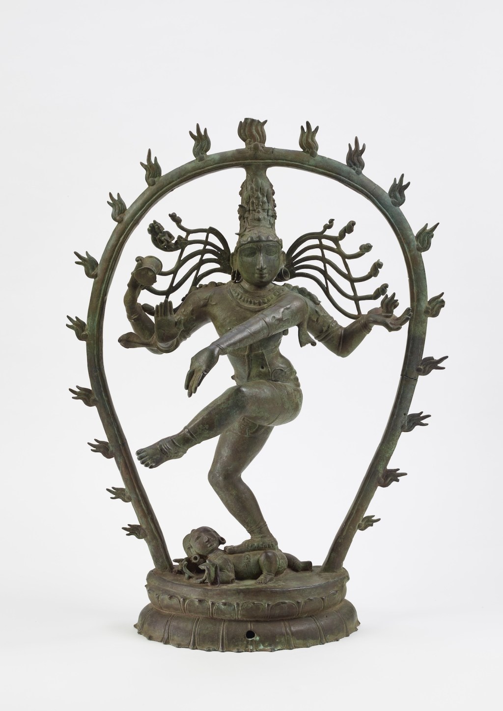 Smithsonian’s National Museum of Asian Art Returns Three Looted Sculptures to India