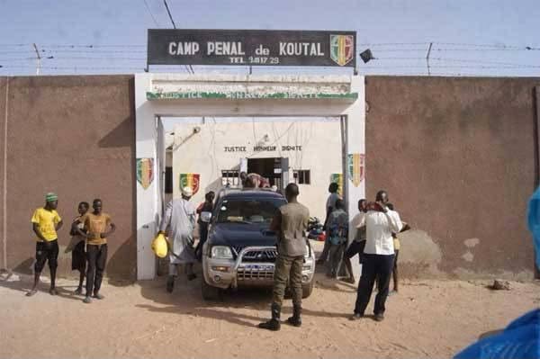 Situation carcérale : le ministre de la Justice inspecte les prisons de Kaolack