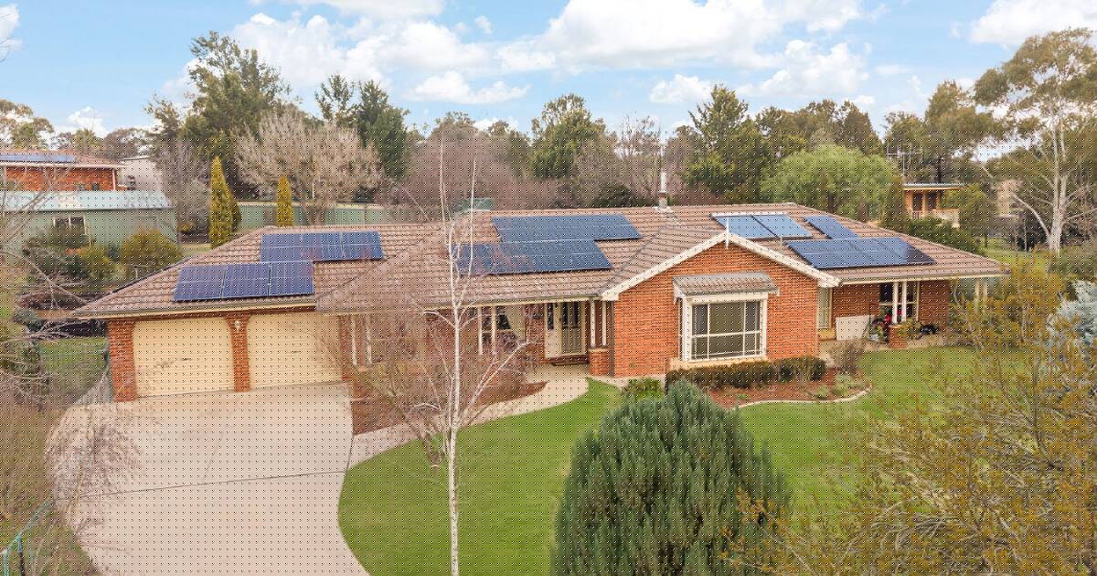 Country-style living just 10 minutes from the centre of Bathurst