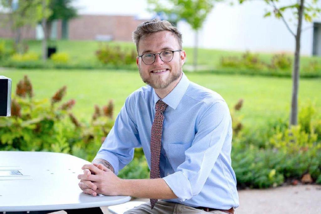 Walters State grad pursues Physics after naval service
