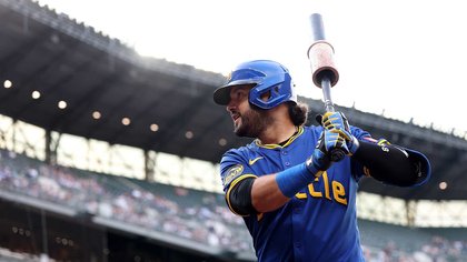 Eugenio Suarez rumors pick up steam: Red Sox trending and challengers to the Mariners