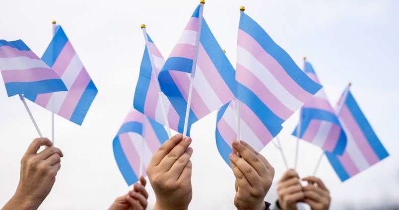 Kansas Teacher Resists Feds & Pledges Pronoun Defiance