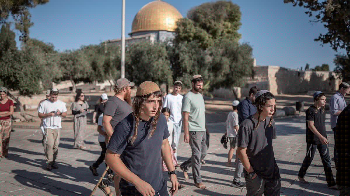 Ansarallah strikes two Saudi tankers; Oil surges past $100; Over 4,200 Israeli settlers storm Al-Aqsa